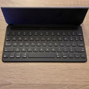 Apple Smart Keyboard for iPad Pro 10.5”